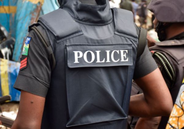 Police pursue son for attempting to kill his father