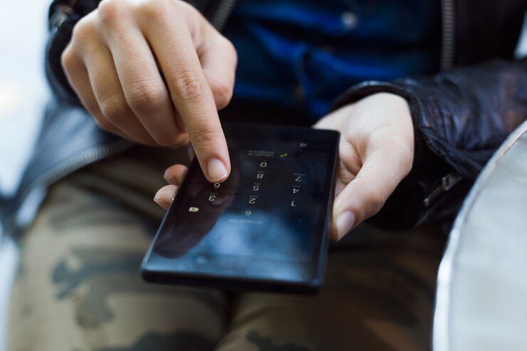 How to check messages from blocked numbers on Android