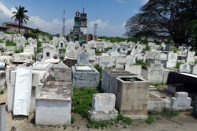 Cemetery Worker Arrested witht 5 Human Skull in Lagos
